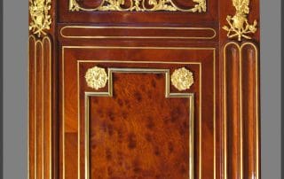 secretaire-estampille-Riesener