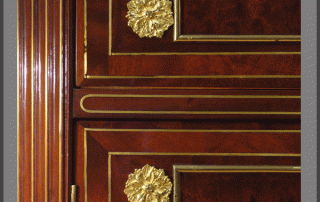 secretaire-estampille-Riesener