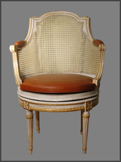 Fauteuil-epoque-louis-16