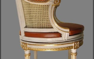 Fauteuil-epoque-louis-16