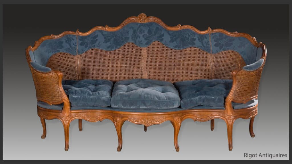 Canapé d'époque Louis XV