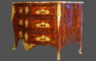 Commode-estampille-Peridiez-18-siecle