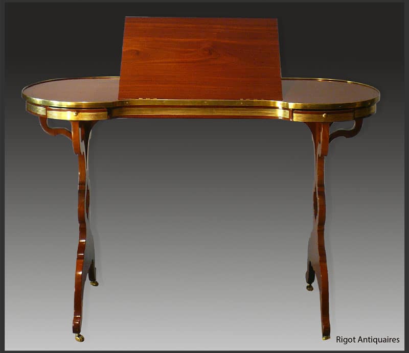 table-oeben-estampille-rigot-antiquaires